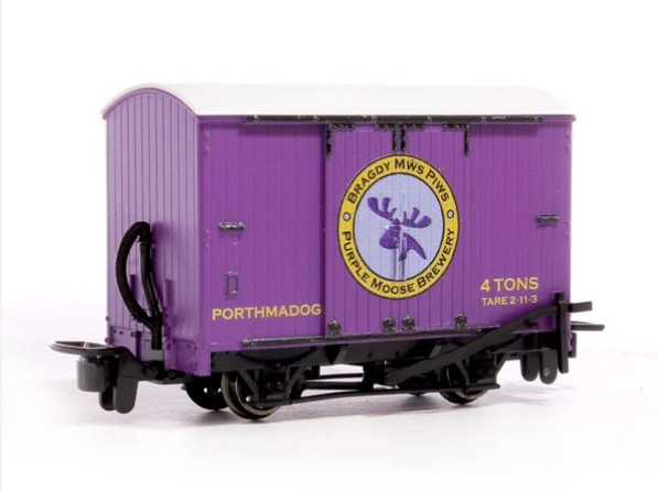 GR906 - PECO - OO-9 - L&B BOX VAN, PURPLE MOOSE BREWERY