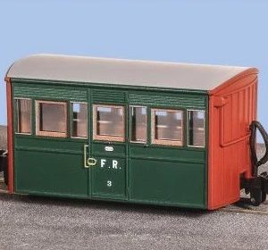 PECO GR557A OO9 FFESTINIOG RAILWAY 4-WHEEL BUG BOX COACH COL. STEPHENS LIVERY, NO. 3